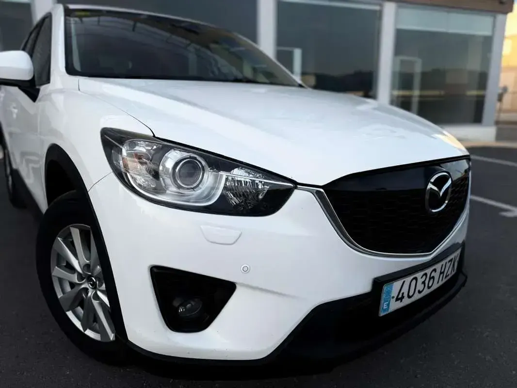 Usado Mazda CX-5 Luxury 150 CV (110 kW) 2014 Blanco SUV