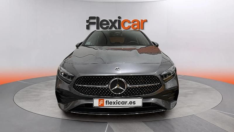 Usado Mercedes A200 150 CV (110 kW) 2024 Gris Berlina