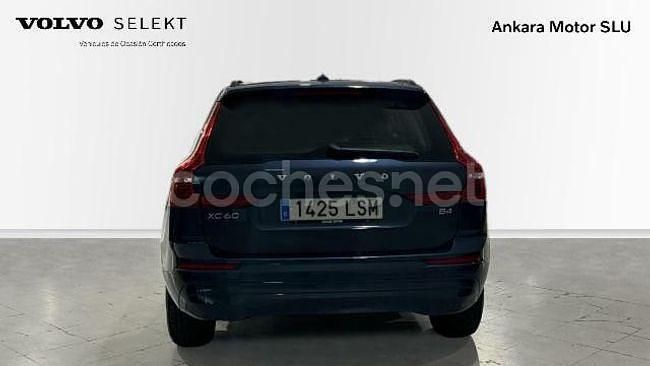 Usado Volvo XC60 Momentum 197 CV (144 kW) 2021 Azul SUV
