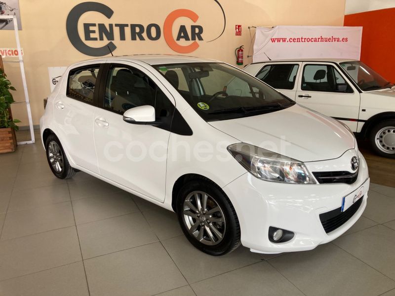Blanco Usado 2014 Toyota Yaris Active Berlina | 10.500 € (Precio justo) - Imagen 1/4
