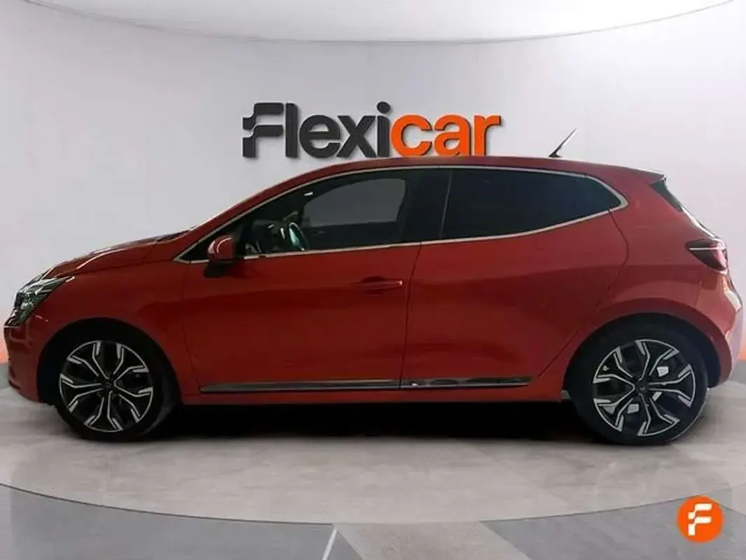 Usado Renault Clio Zen 101 CV (74 kW) 2020 Naranja Utilitario