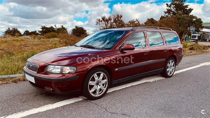 Granate Usado 2001 Volvo V70 Familiar | 4350 € - Imagen 1/4