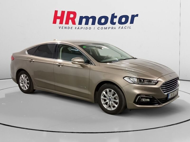 Beige Usado 2019 Ford Mondeo Titanium Berlina | 16.510 € (Precio justo) - Imagen 1/4