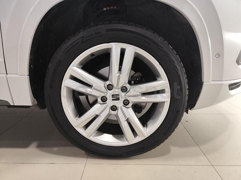 Usado Seat Ateca FR 150 CV (110 kW) 2025 Blanco SUV