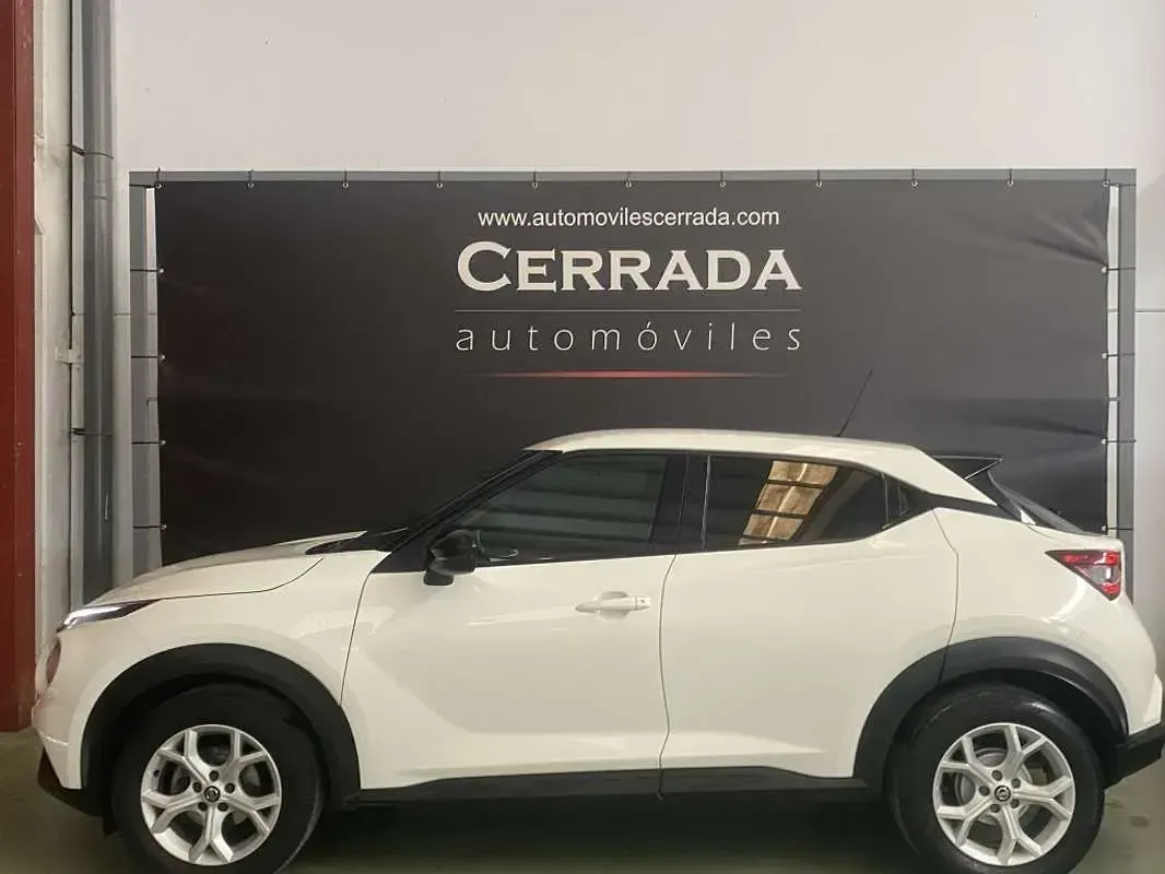 Usado Nissan Juke Acenta 114 CV (83 kW) 2021 Blanco SUV