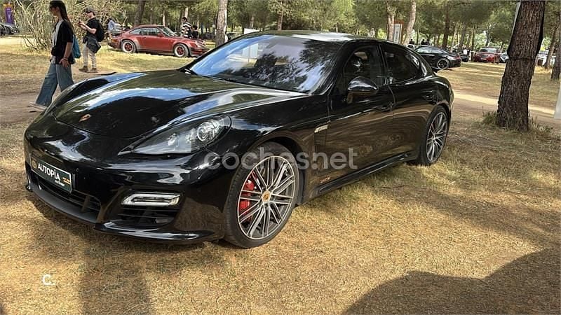 Begagnad Porsche Panamera 430 HK (316 kW) 2013 Svart Halvkombi