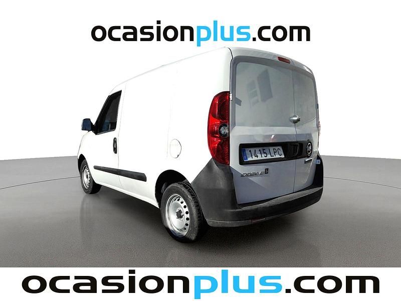 Usado Fiat Doblò 95 CV (69 kW) 2021 Blanco Monovolumen