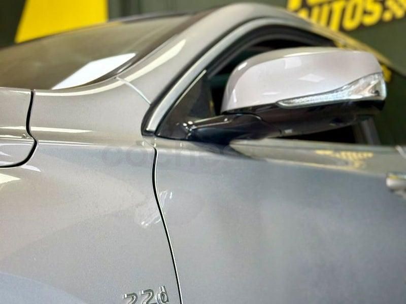 Usado Infiniti Q30 Premium 170 CV (125 kW) 2016 Gris / plata Berlina