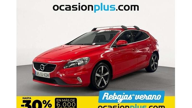 Rojo Usado 2017 Volvo V40 R-Design Momentum Familiar | 17.800 € (Caro) - Imagen 1/4