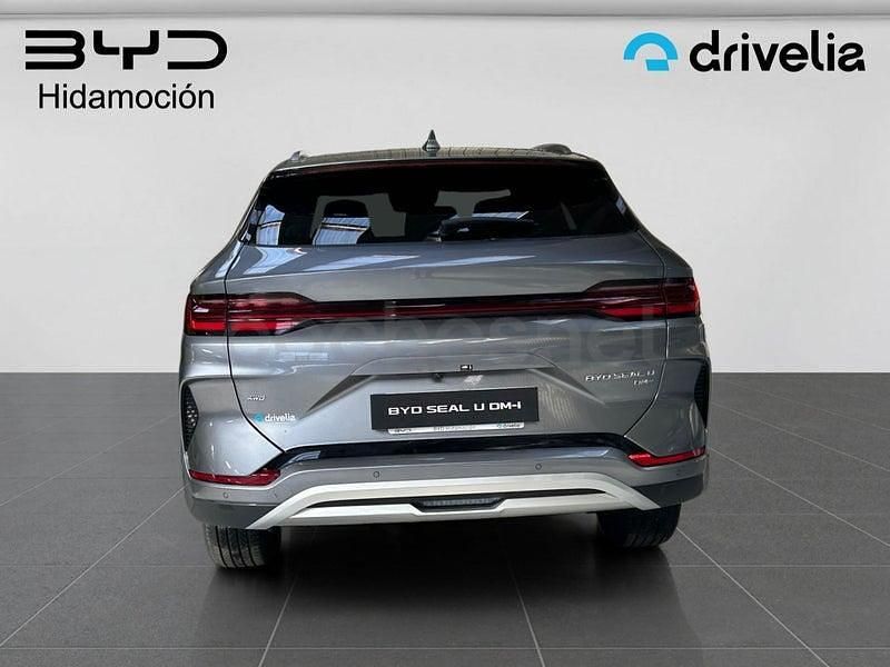 Usado BYD Seal U Design 324 CV (238 kW) 2025 Gris / plata SUV