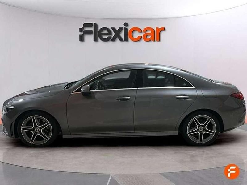 Usado Mercedes CLA180 136 CV (100 kW) 2023 Gris Berlina