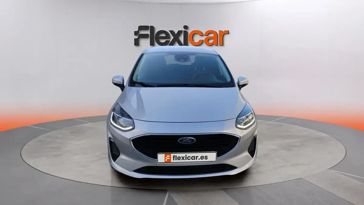 Usado Ford Fiesta Trend 75 CV (55 kW) 2022 Gris Utilitario