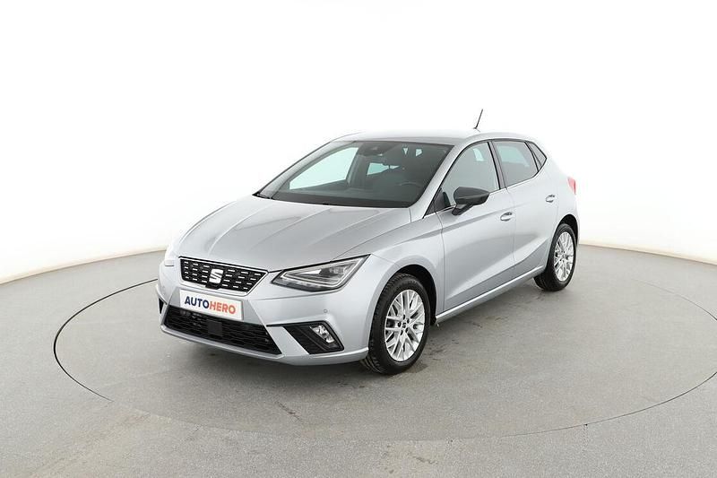 Usado Seat Ibiza XCELLENCE 110 CV (80 kW) 2024 Gris Utilitario