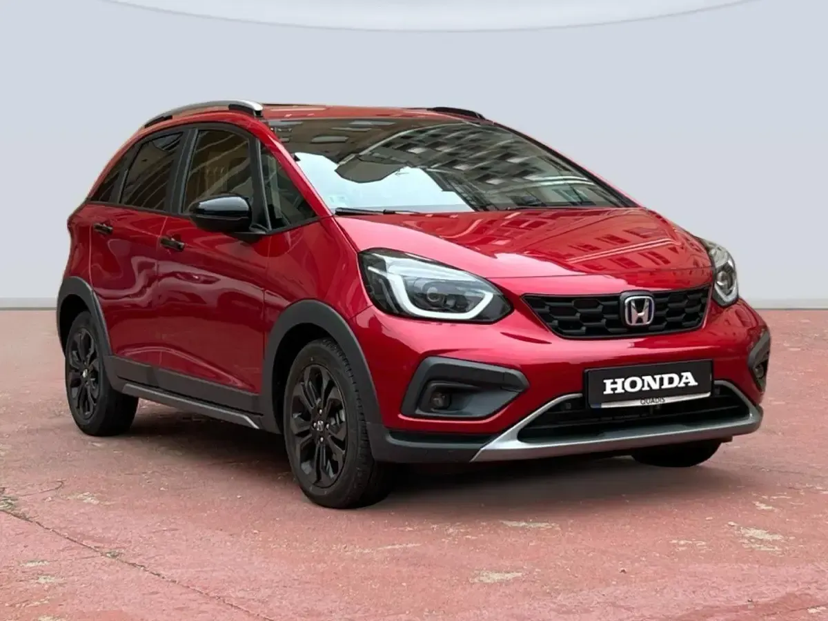 Usado Honda Jazz 122 CV (89 kW) 2025 Rojo Utilitario