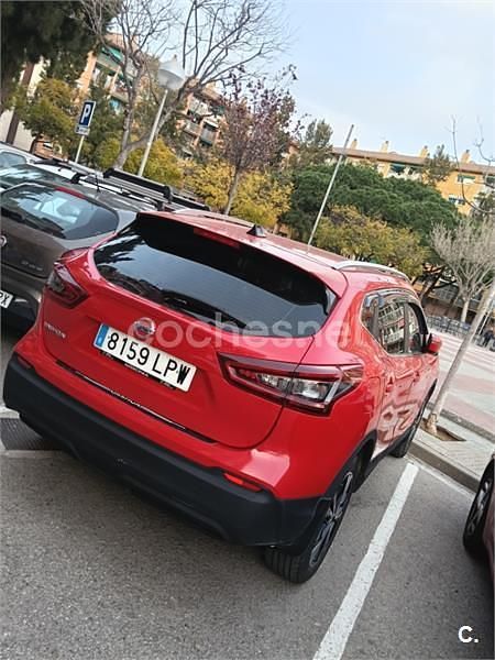Usado Nissan Qashqai 140 CV (102 kW) 2021 Rojo SUV