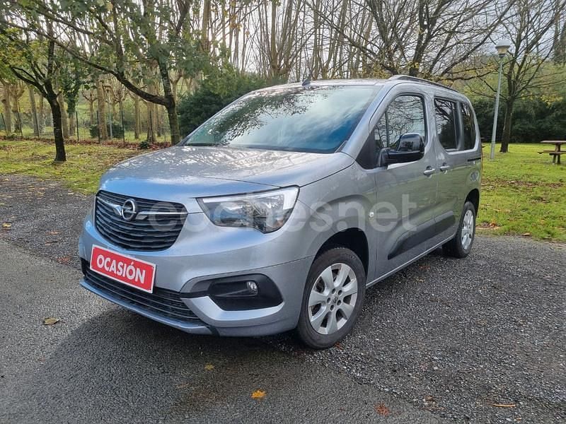 Gris / plata Usado 2023 Opel Combo Life Edition+ Monovolumen | 19.900 € (Caro) - Imagen 1/4
