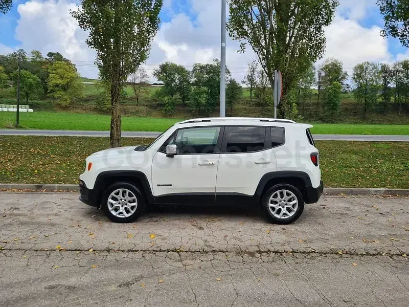 Usado Jeep Renegade Limited 140 CV (102 kW) 2015 Blanco SUV
