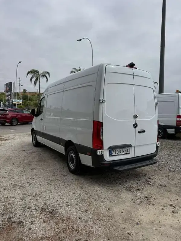 Usado Mercedes Sprinter 143 CV (105 kW) 2021 Blanco Van