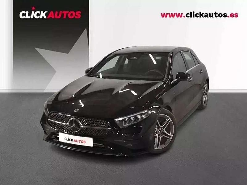 Negro Usado 2024 Mercedes A200 AMG line Berlina | 29.000 € (Buen precio) - Imagen 1/4