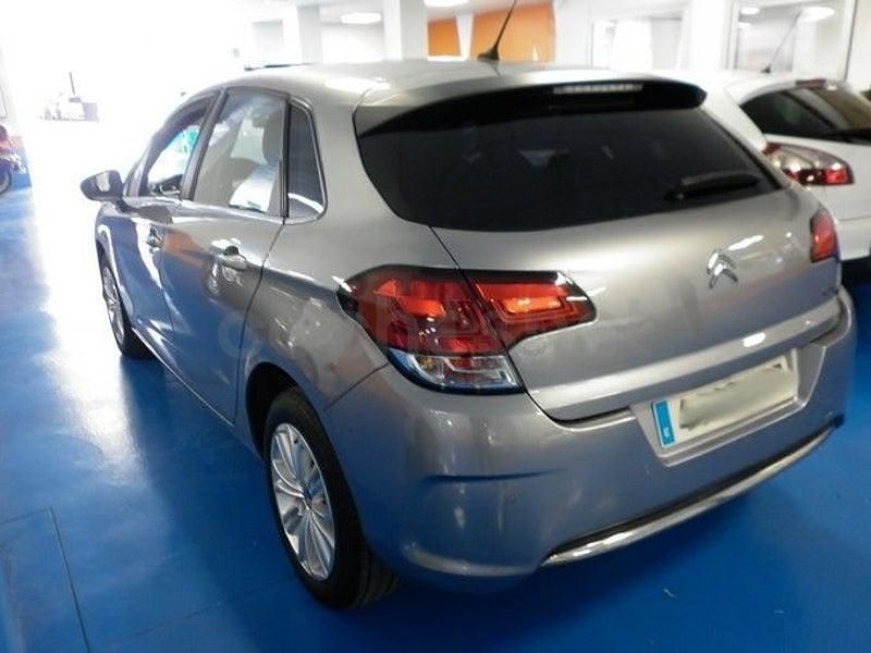 Usado Citroën C4 Live 99 CV (72 kW) 2017 Gris / plata Berlina