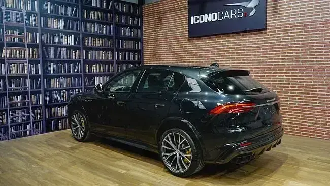 Usado Maserati Grecale 530 CV (389 kW) 2023 Negro SUV