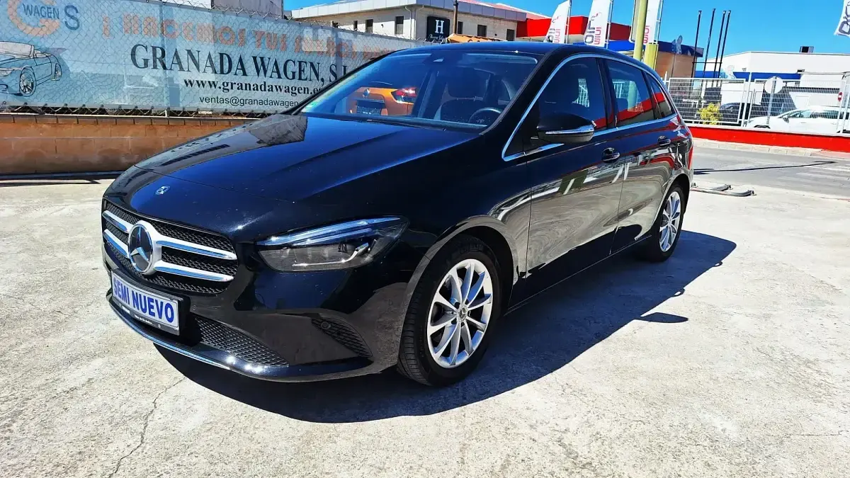 Occasion Mercedes B180 136 PK (100 kW) 2019 Zwart MPV