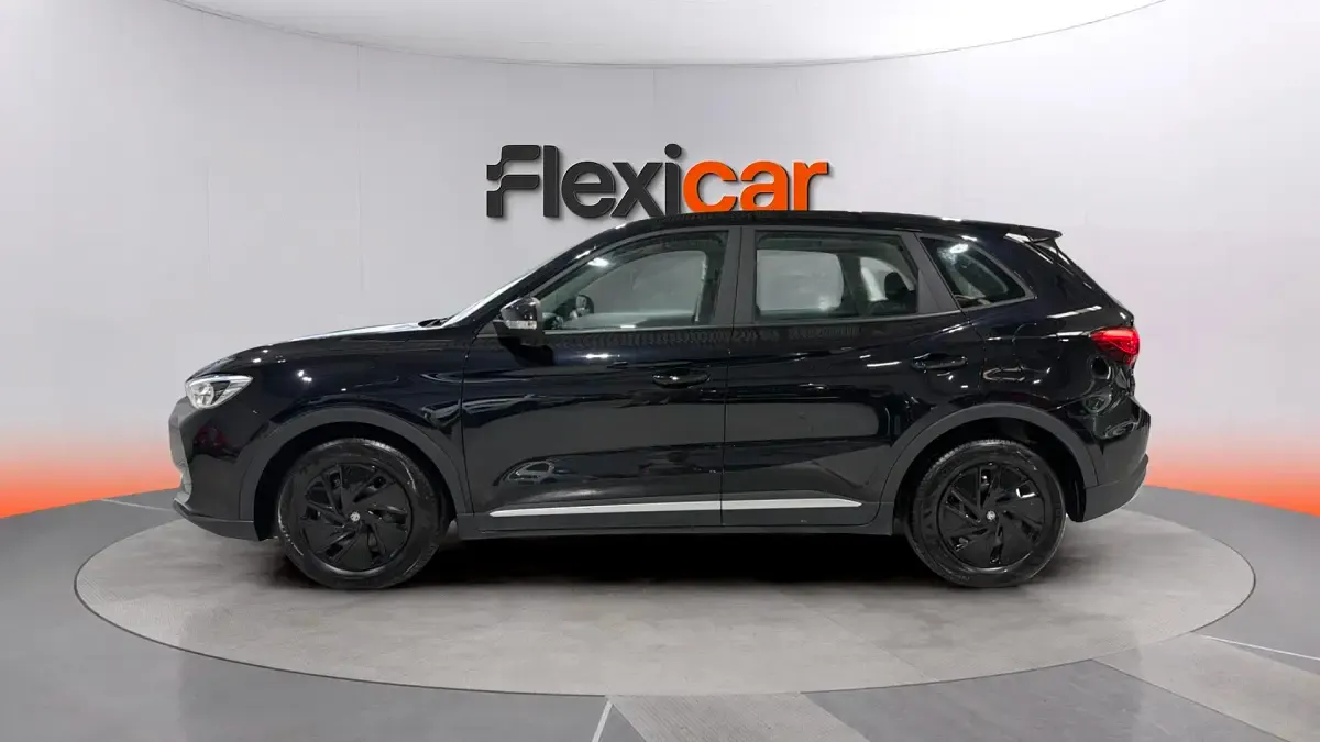 Usado MG ZS Comfort 197 CV (144 kW) 2025 Negro SUV