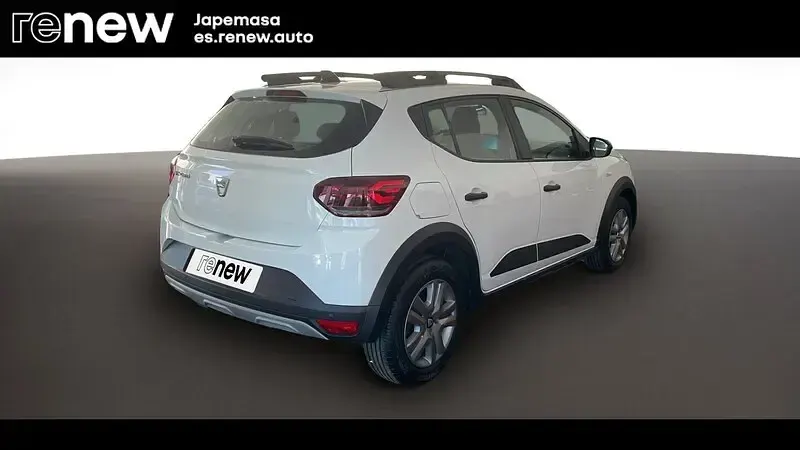 Usado Dacia Sandero Essentiel 100 CV (73 kW) 2022 Blanco Berlina