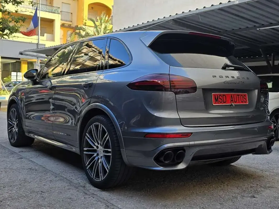 Usado Porsche Cayenne 420 CV (308 kW) 2015 Gris SUV