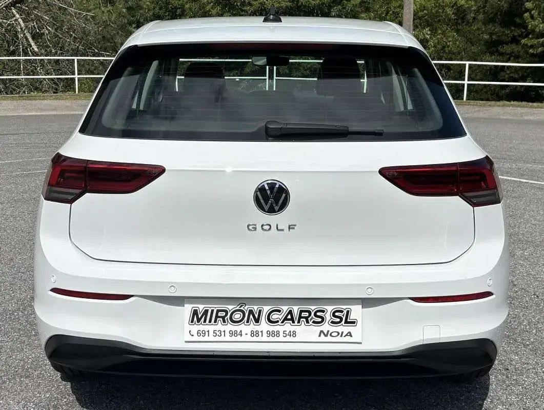 Usado VW Golf VIII 116 CV (85 kW) 2022 Blanco Utilitario
