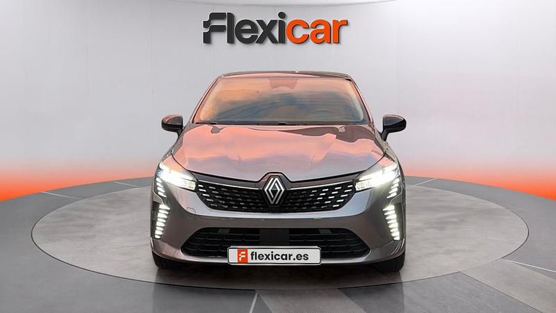 Käytetty Renault Clio V Evolution 101 HP (74 kW) 2025 Harmaa Viistoperä