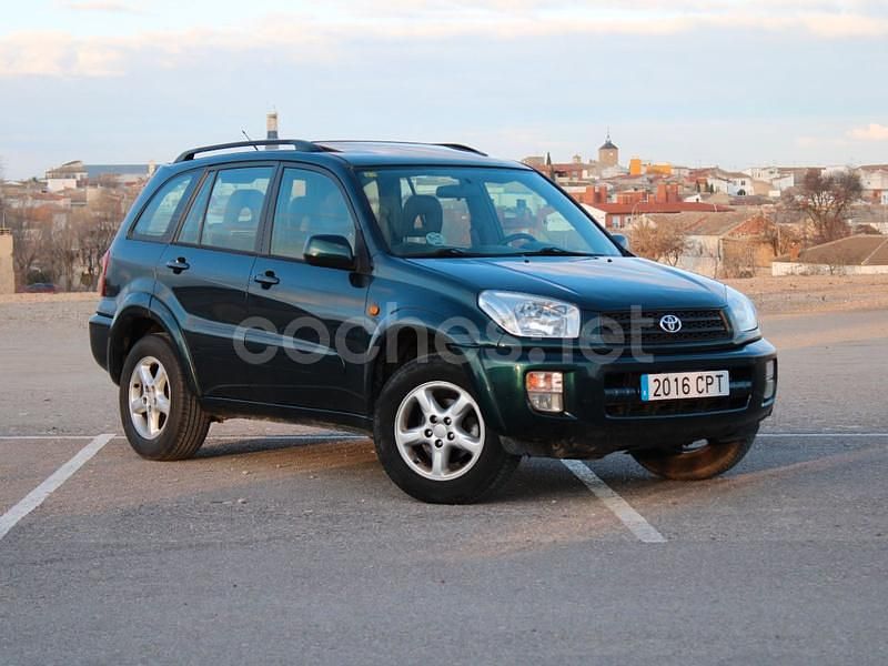Usado Toyota RAV4 Sol 150 CV (110 kW) 2003 Verde SUV