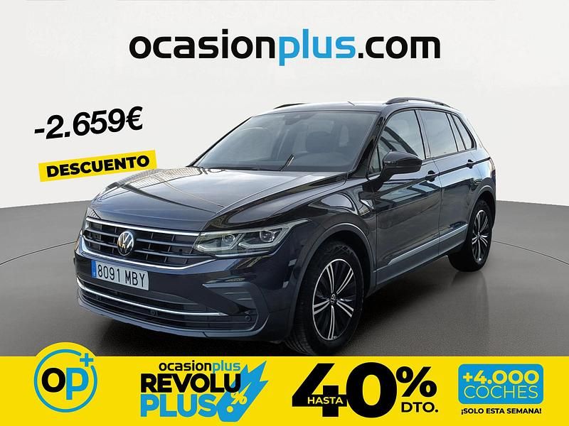 Usado VW Tiguan Life 150 CV (110 kW) 2022 Negro SUV