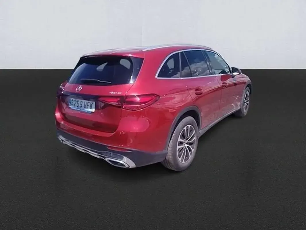 Usado Mercedes GLC250 204 CV (150 kW) 2023 Rojo SUV