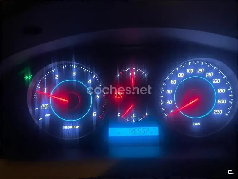 Usado Chevrolet Captiva LT 163 CV (119 kW) 2013 Negro SUV