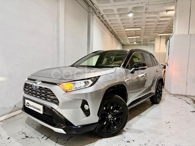 Usado Toyota RAV4 Hybrid Style 218 CV (160 kW) 2021 Gris / plata SUV