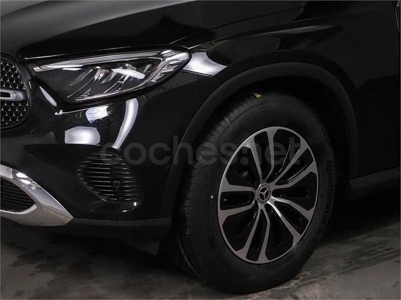 Usado Mercedes GLC200 204 CV (150 kW) 2024 Negro SUV