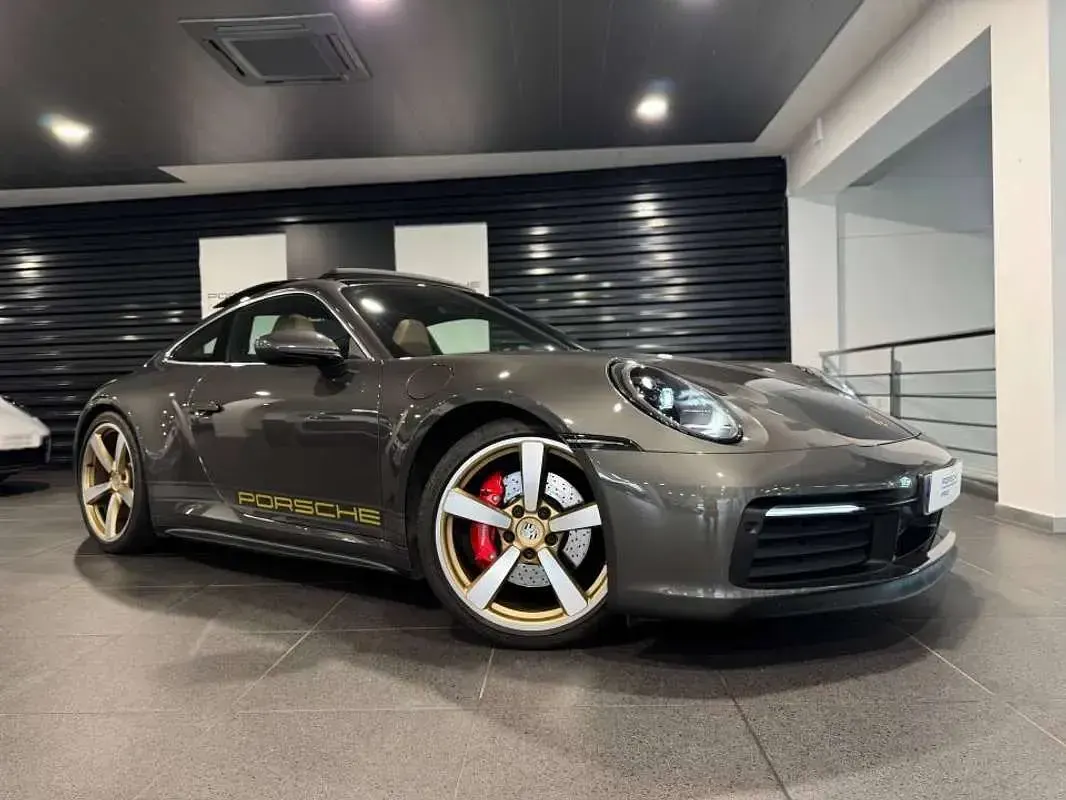 Usado Porsche 911 Carrera S 450 CV (330 kW) 2021 Gris Coupe