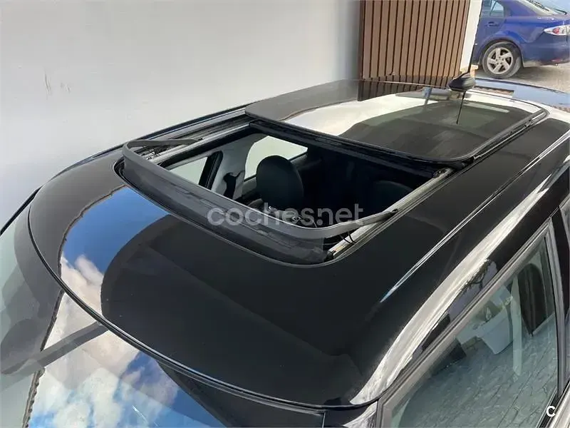 Usado Mini Cooper D 116 CV (85 kW) 2016 Negro Utilitario