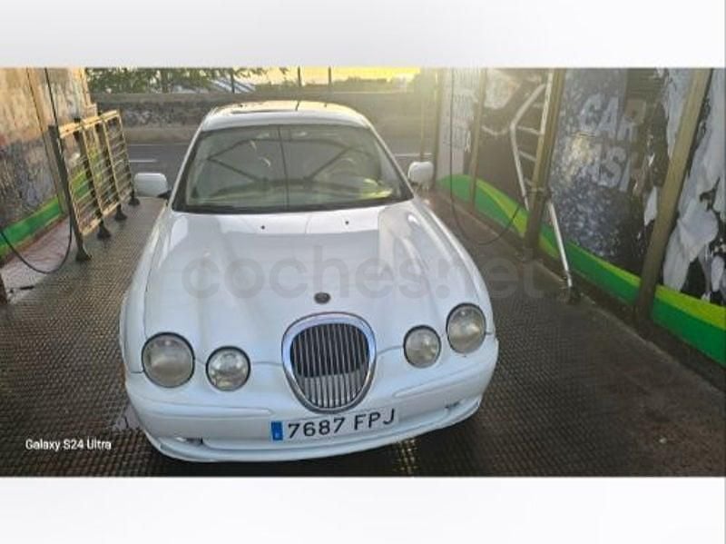 Usado Jaguar S-Type S 240 CV (176 kW) 2000 Blanco Berlina