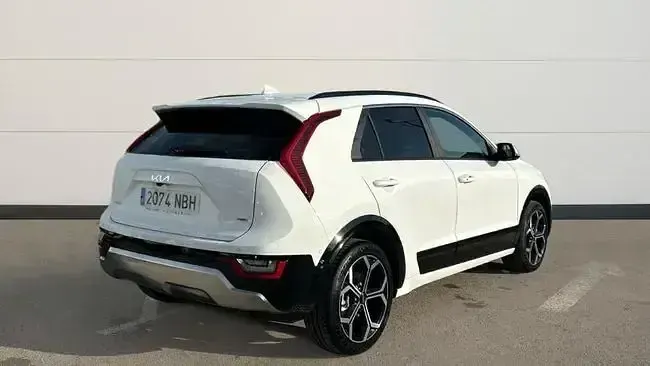 Usado Kia Niro 129 CV (94 kW) 2025 Blanco SUV