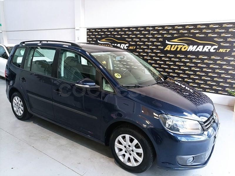 Usado VW Touran Advance 105 CV (77 kW) 2011 Azul Monovolumen