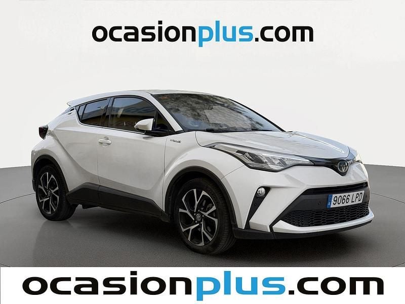 Käytetty Toyota C-HR Advance 184 HP (135 kW) 2021 Valkoinen Katumaasturi