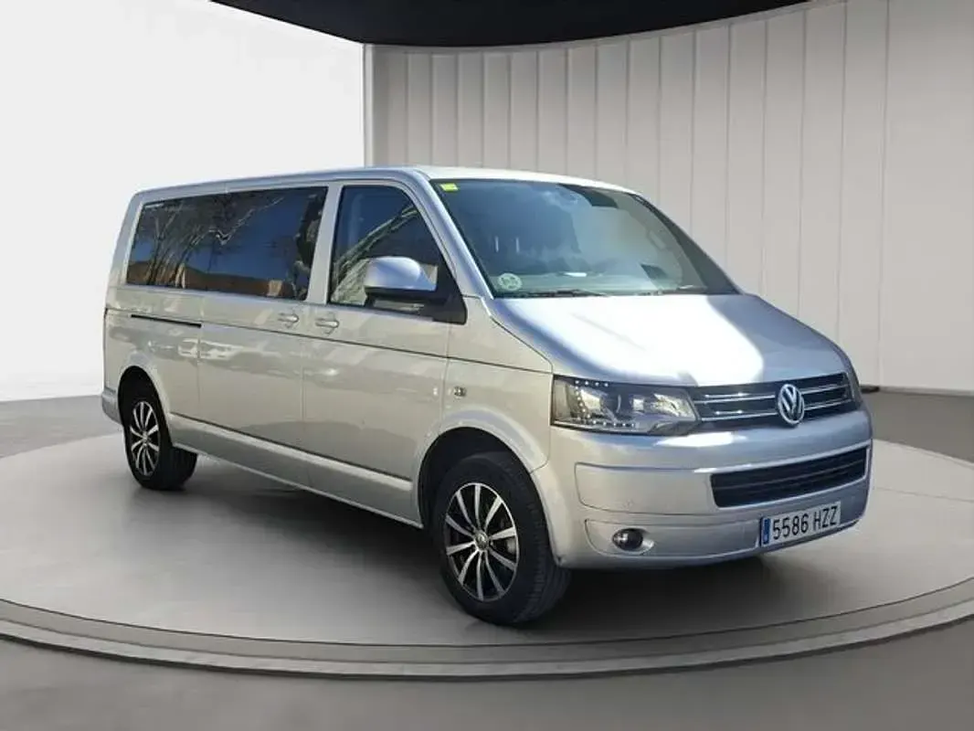 Usado VW Caravelle Comfortline 180 CV (132 kW) 2012 Gris Van