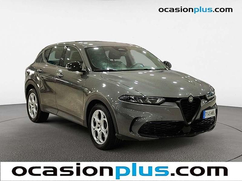 Usado Alfa Romeo Tonale Sprint 131 CV (96 kW) 2022 Gris SUV