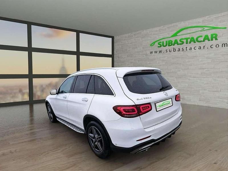 Usado Mercedes GLC220 194 CV (142 kW) 2021 Blanco SUV