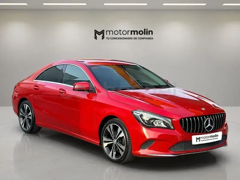 Usado Mercedes CLA200 136 CV (100 kW) 2017 Rojo Berlina