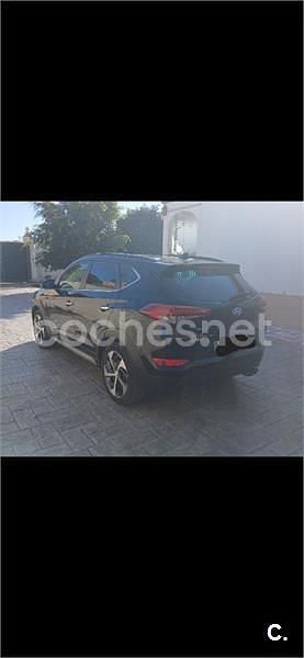 Usado Hyundai Tucson Style 141 CV (103 kW) 2018 Negro SUV