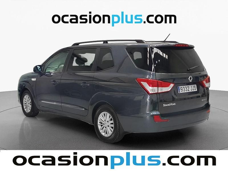Usado SsangYong Rodius 155 CV (114 kW) 2015 Gris Monovolumen