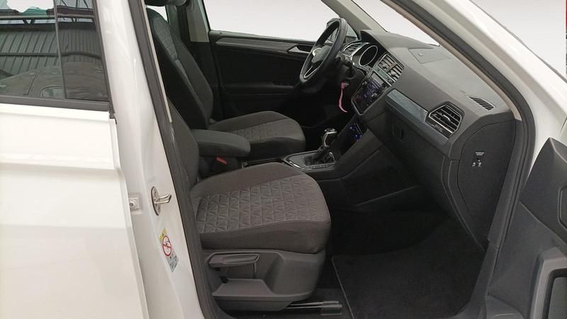 Usado VW Tiguan Life 150 HP (110 kW) 2023 SUV